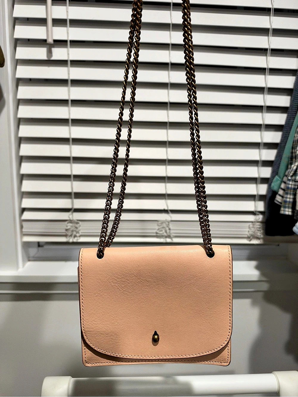 Madewell Crossbody Bag in Beige with Gold-Tone Chain